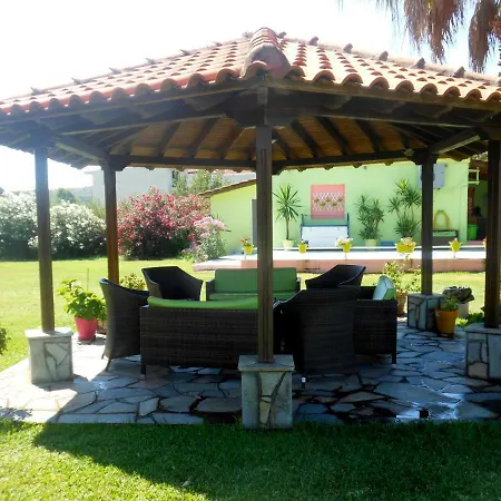 Chrissi Ammoudia Торони