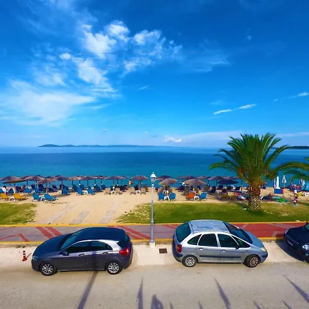 χρυσή αμμουδιά Τορώνη