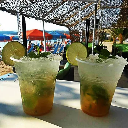 Chrissi Ammoudia Apartament *