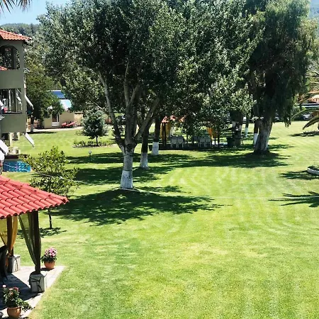 Chrissi Ammoudia * Toroni